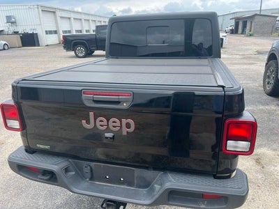 2023 Jeep Gladiator Willys
