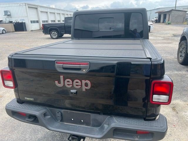 2023 Jeep Gladiator Willys