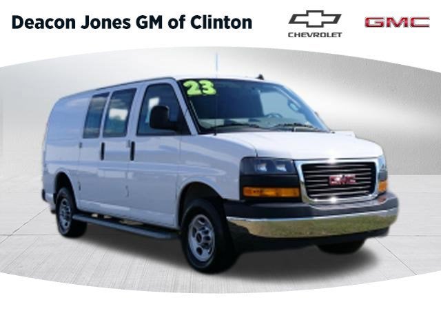 2023 GMC Savana Cargo 2500 Work Van