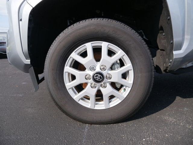 2024 Toyota Tacoma 4WD SR5