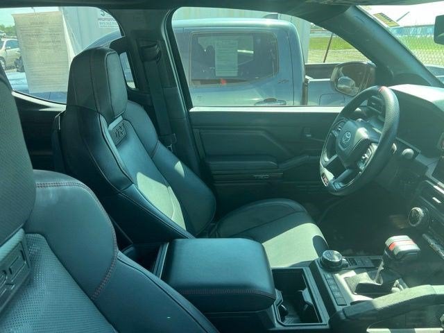 2025 Toyota Tacoma 4WD Limited Hybrid