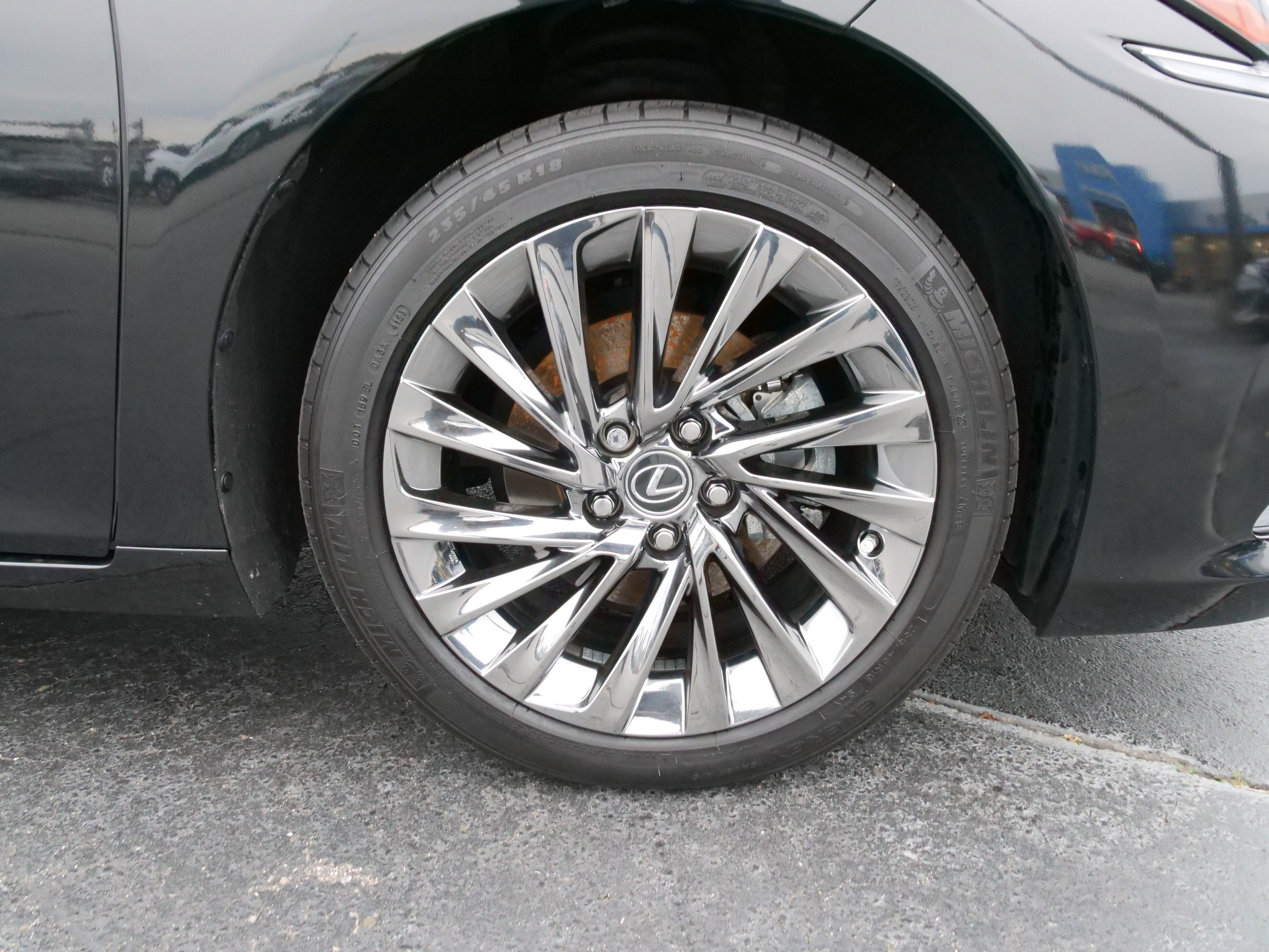 2024 Lexus ES ES 300h Ultra Luxury