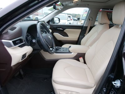 2021 Toyota Highlander XLE