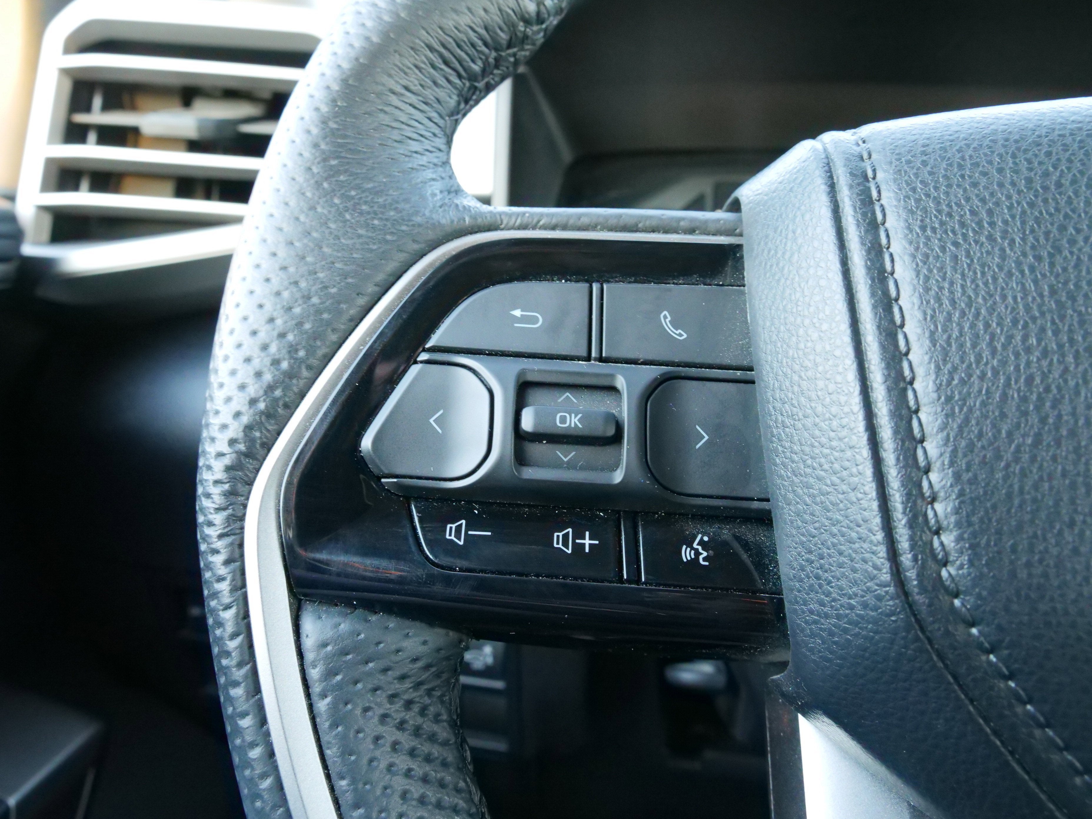 2024 Toyota Tundra 4WD SR5