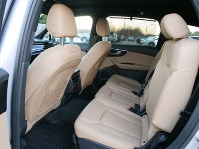 2021 Audi Q7 Premium Plus