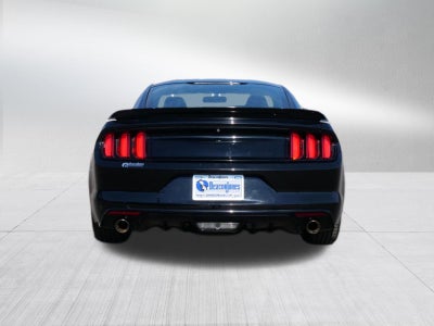 2016 Ford Mustang V6