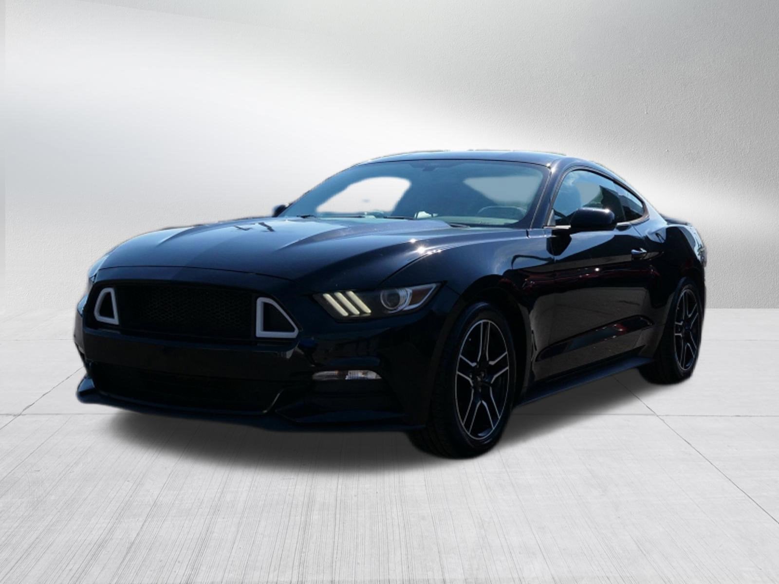 2016 Ford Mustang V6