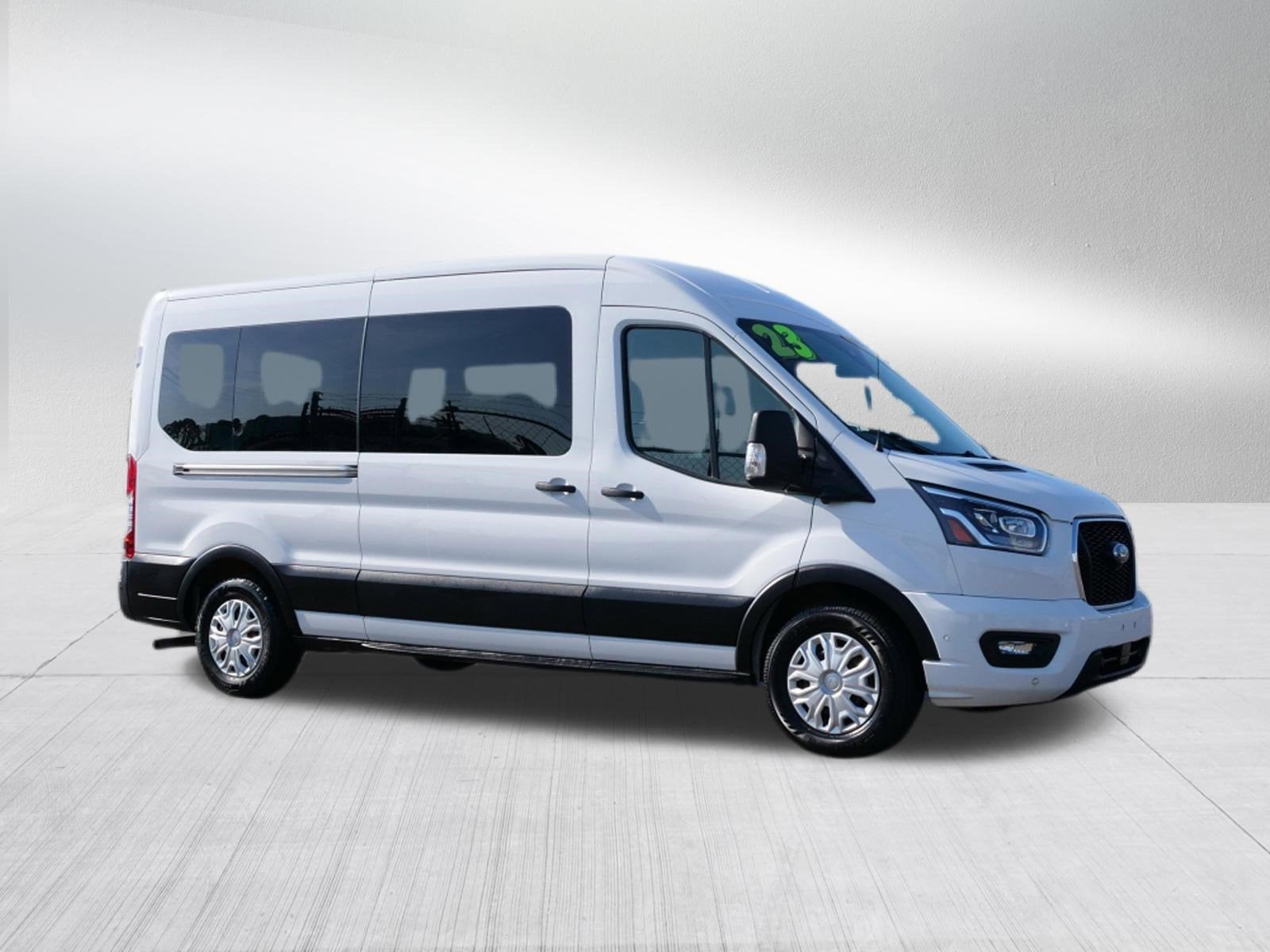 2023 Ford Transit Passenger Wagon Base