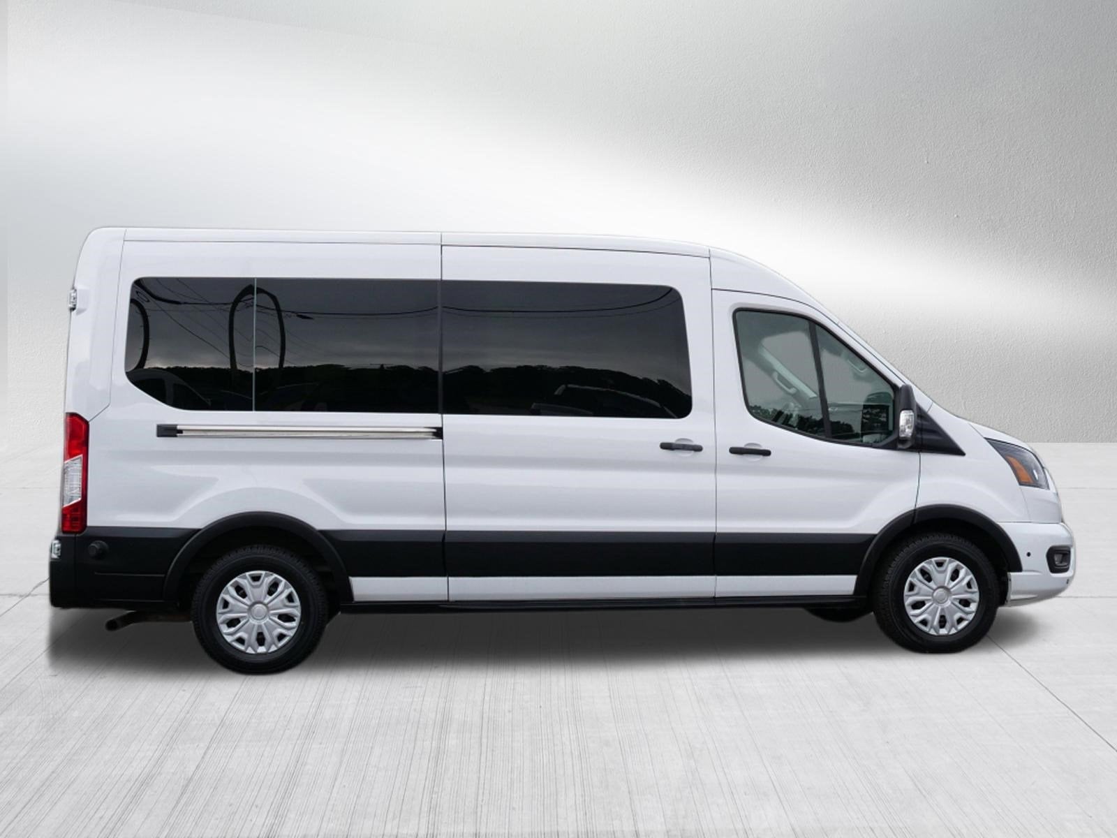 2024 Ford Transit Passenger Wagon Base