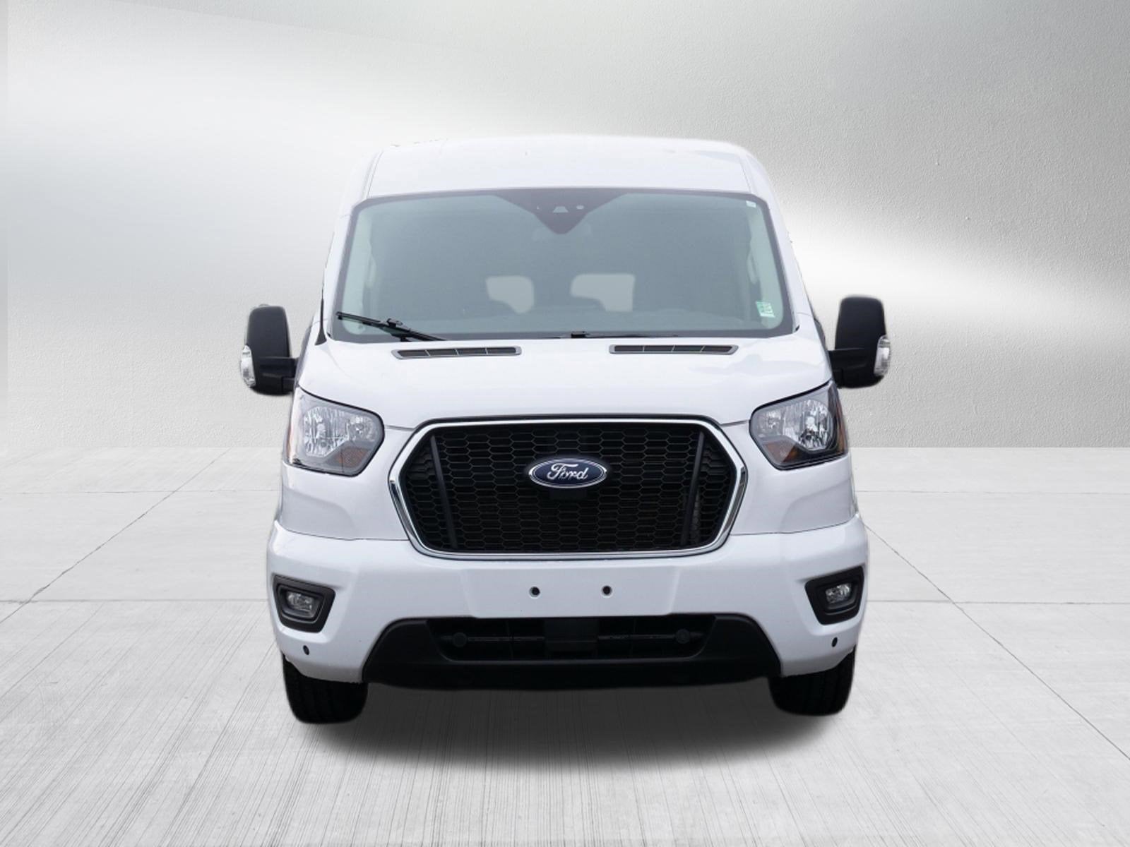 2024 Ford Transit Passenger Wagon Base