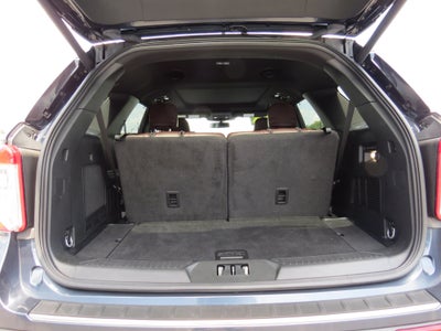 2023 Ford Explorer Platinum