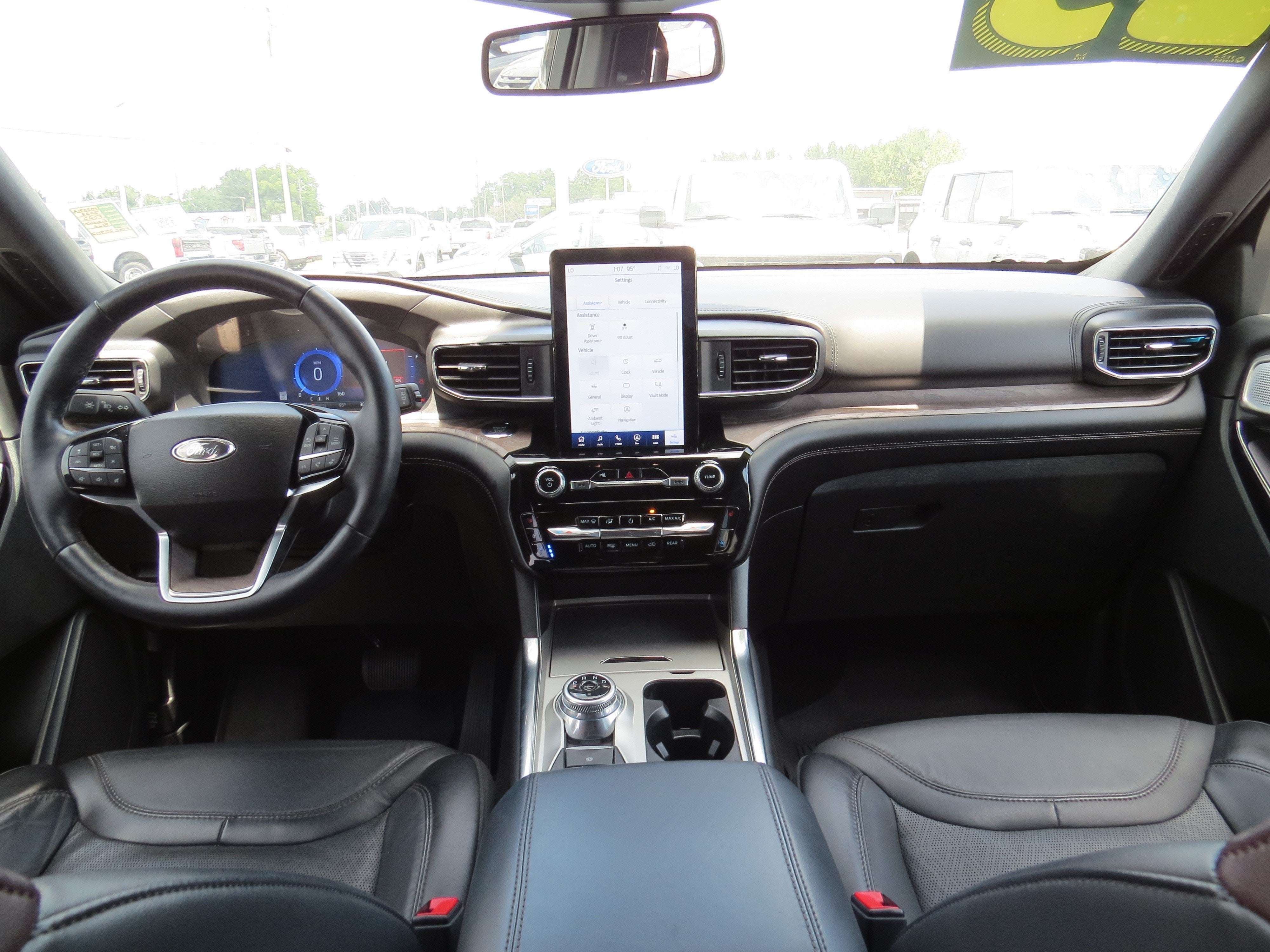 2023 Ford Explorer Platinum