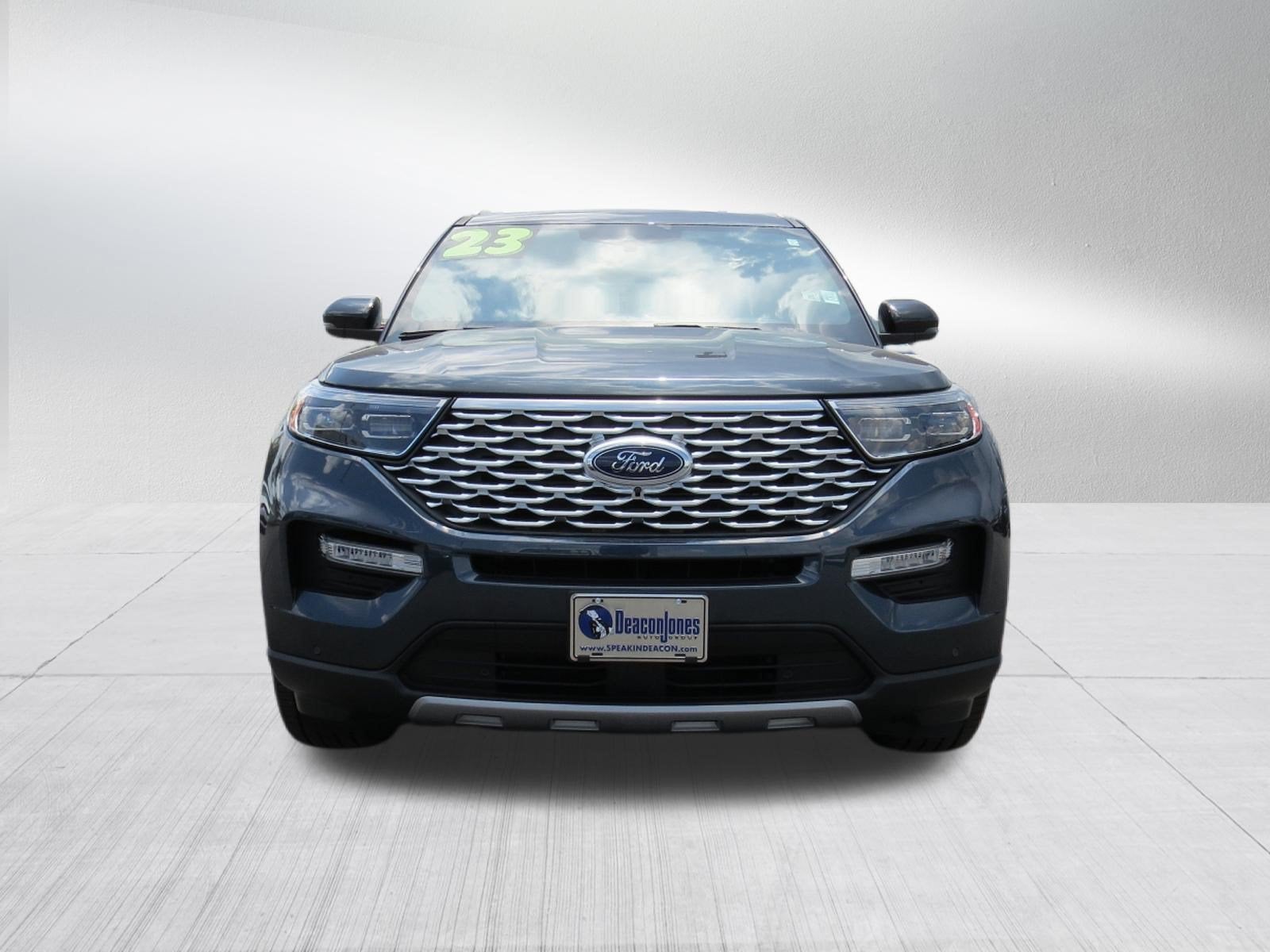 2023 Ford Explorer Platinum