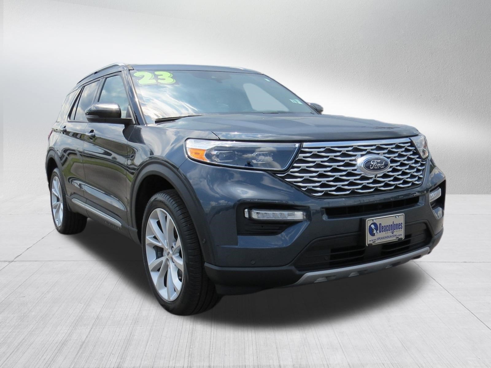 2023 Ford Explorer Platinum