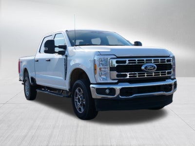 2025 Ford Super Duty F-250 SRW Base