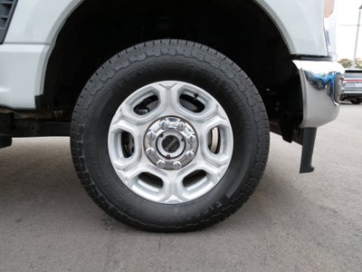 2025 Ford Super Duty F-250 SRW Base