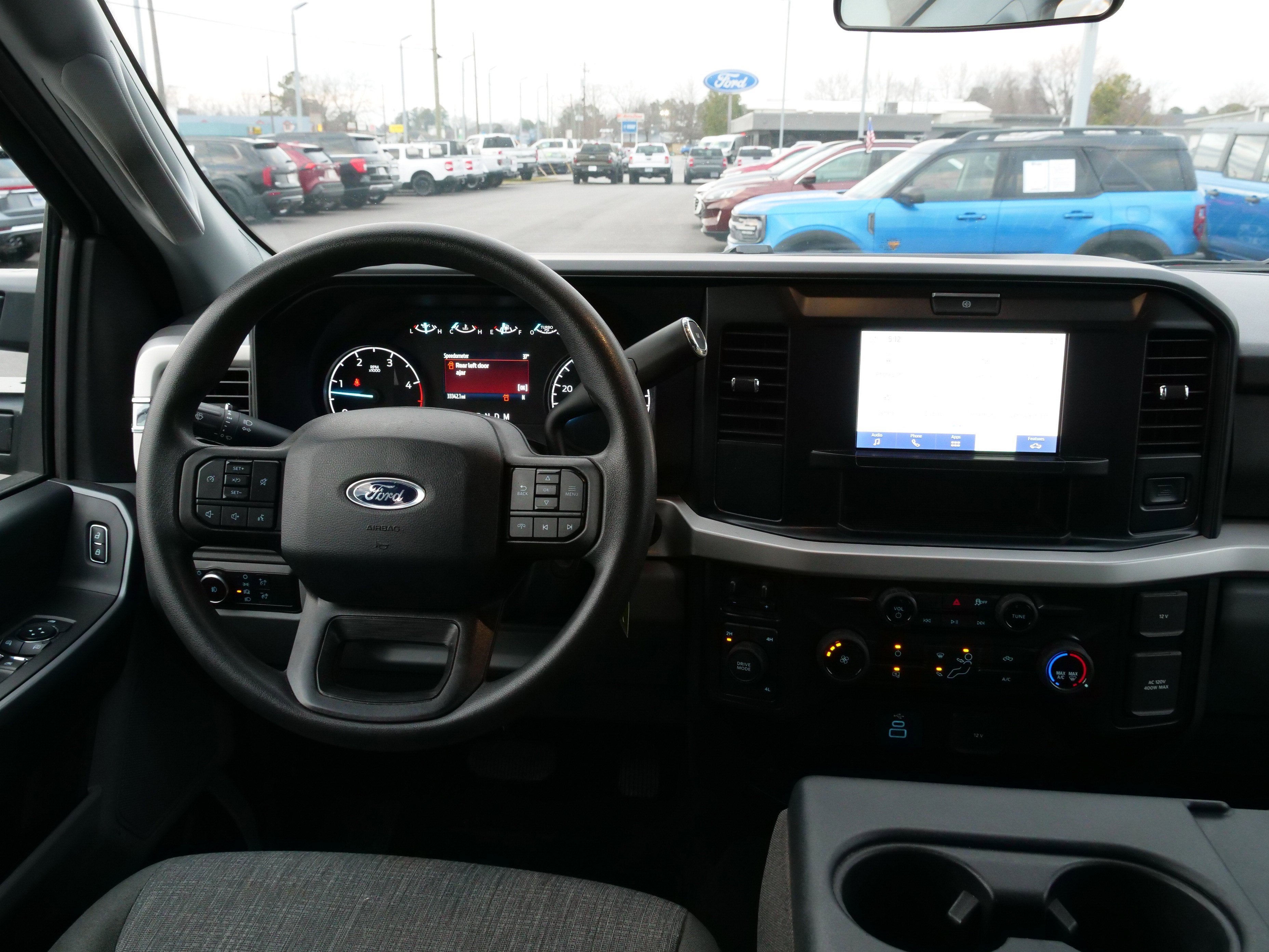 2025 Ford Super Duty F-250 SRW Base