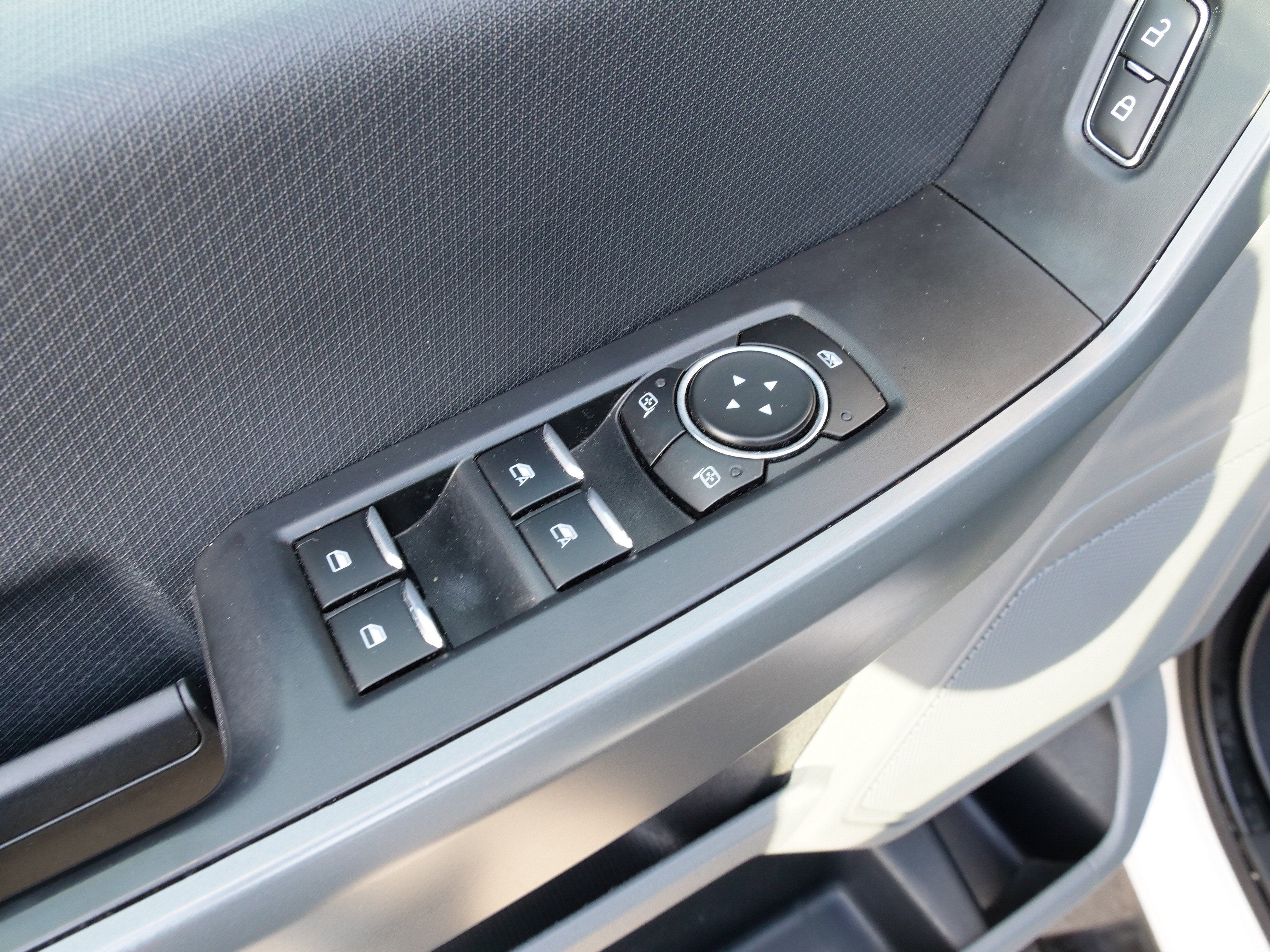 2023 Ford F-150 Base