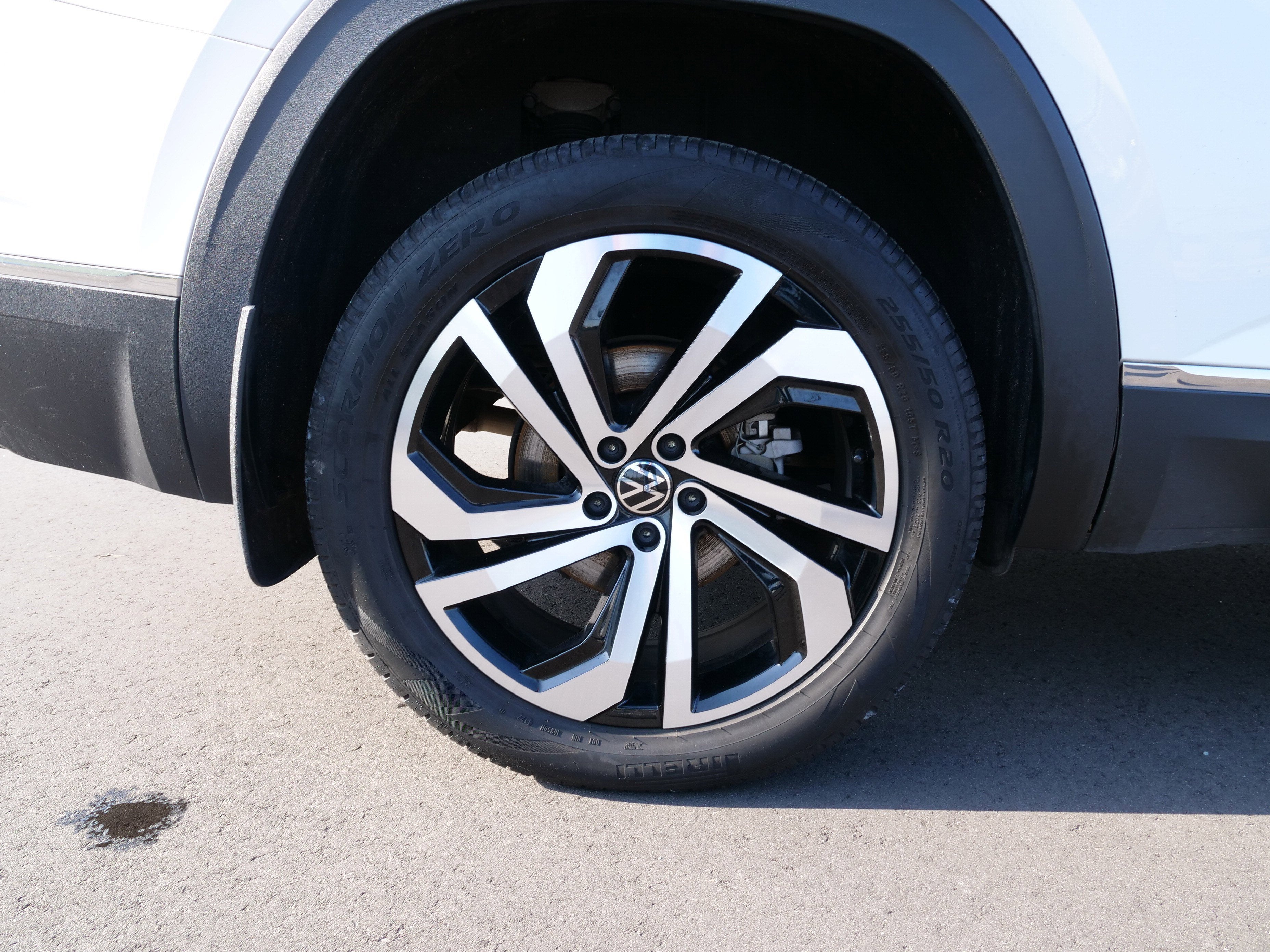 2022 Volkswagen Atlas 2.0T SEL