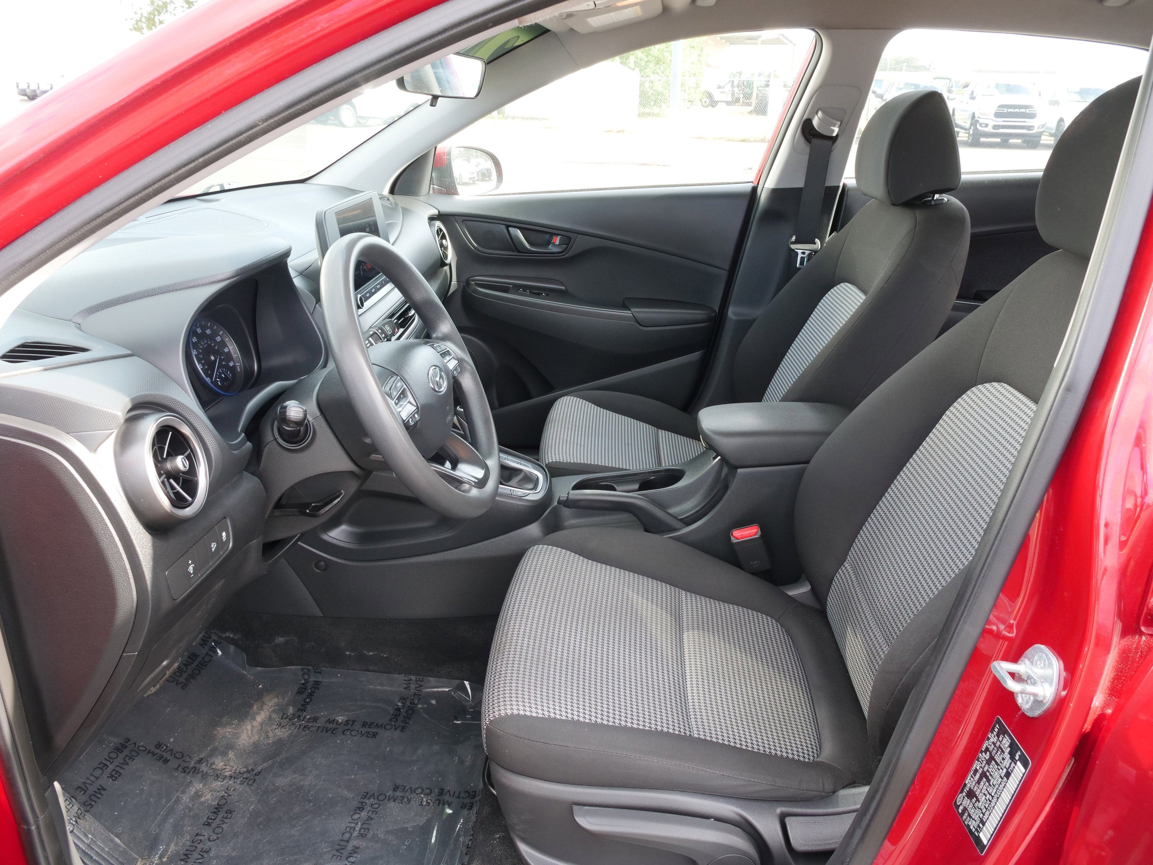 2023 Hyundai Kona SE