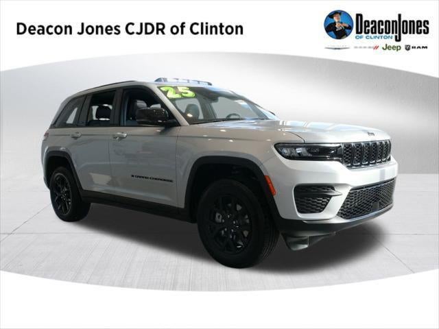 2025 Jeep Grand Cherokee GRAND CHEROKEE ALTITUDE X 4X2