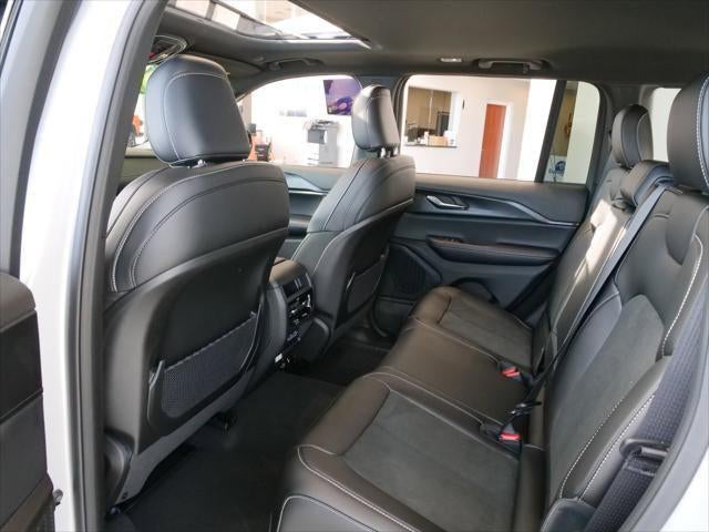 2025 Jeep Grand Cherokee GRAND CHEROKEE ALTITUDE X 4X2