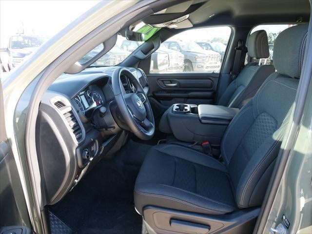 2026 RAM Ram 1500 RAM 1500 TRADESMAN CREW CAB 4X4 5'7' BOX