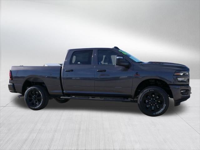 2026 RAM Ram 2500 RAM 2500 BLACK EXPRESS CREW CAB 4X4 6'4' BOX