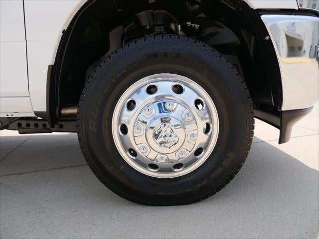 2025 RAM Ram 3500 Chassis Cab RAM 3500 TRADESMAN CREW CAB CHASSIS 4X4 60' CA