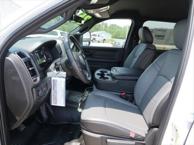 2025 RAM Ram 3500 Chassis Cab RAM 3500 TRADESMAN CREW CAB CHASSIS 4X4 60' CA