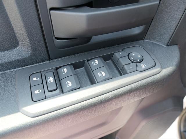 2025 RAM Ram 3500 Chassis Cab RAM 3500 TRADESMAN CREW CAB CHASSIS 4X4 60' CA