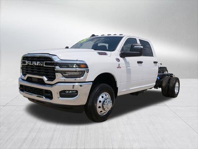 2025 RAM Ram 3500 Chassis Cab RAM 3500 TRADESMAN CREW CAB CHASSIS 4X4 60' CA