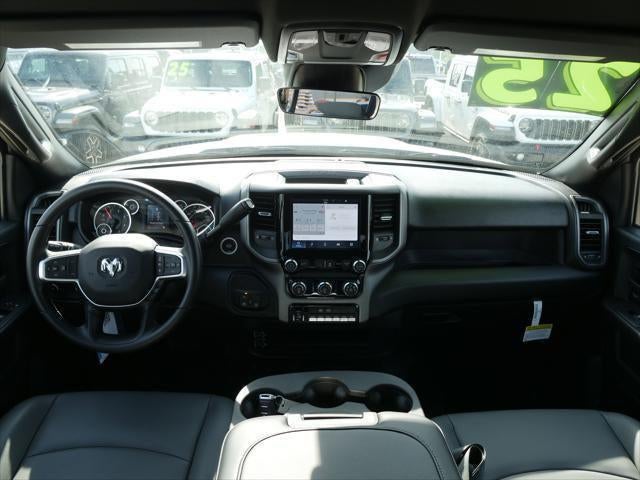 2025 RAM Ram 3500 Chassis Cab RAM 3500 TRADESMAN CREW CAB CHASSIS 4X4 60' CA