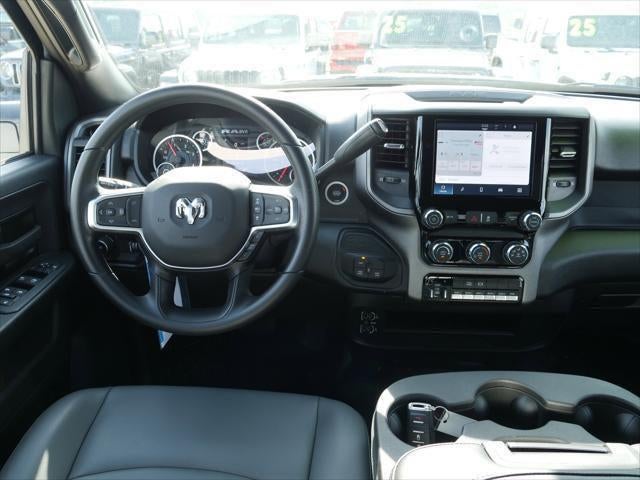 2025 RAM Ram 3500 Chassis Cab RAM 3500 TRADESMAN CREW CAB CHASSIS 4X4 60' CA