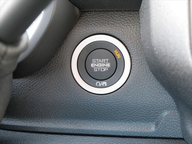 2025 RAM Ram 3500 Chassis Cab RAM 3500 TRADESMAN CREW CAB CHASSIS 4X4 60' CA