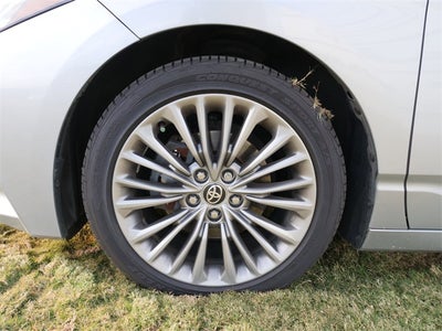 2022 Toyota Avalon Limited